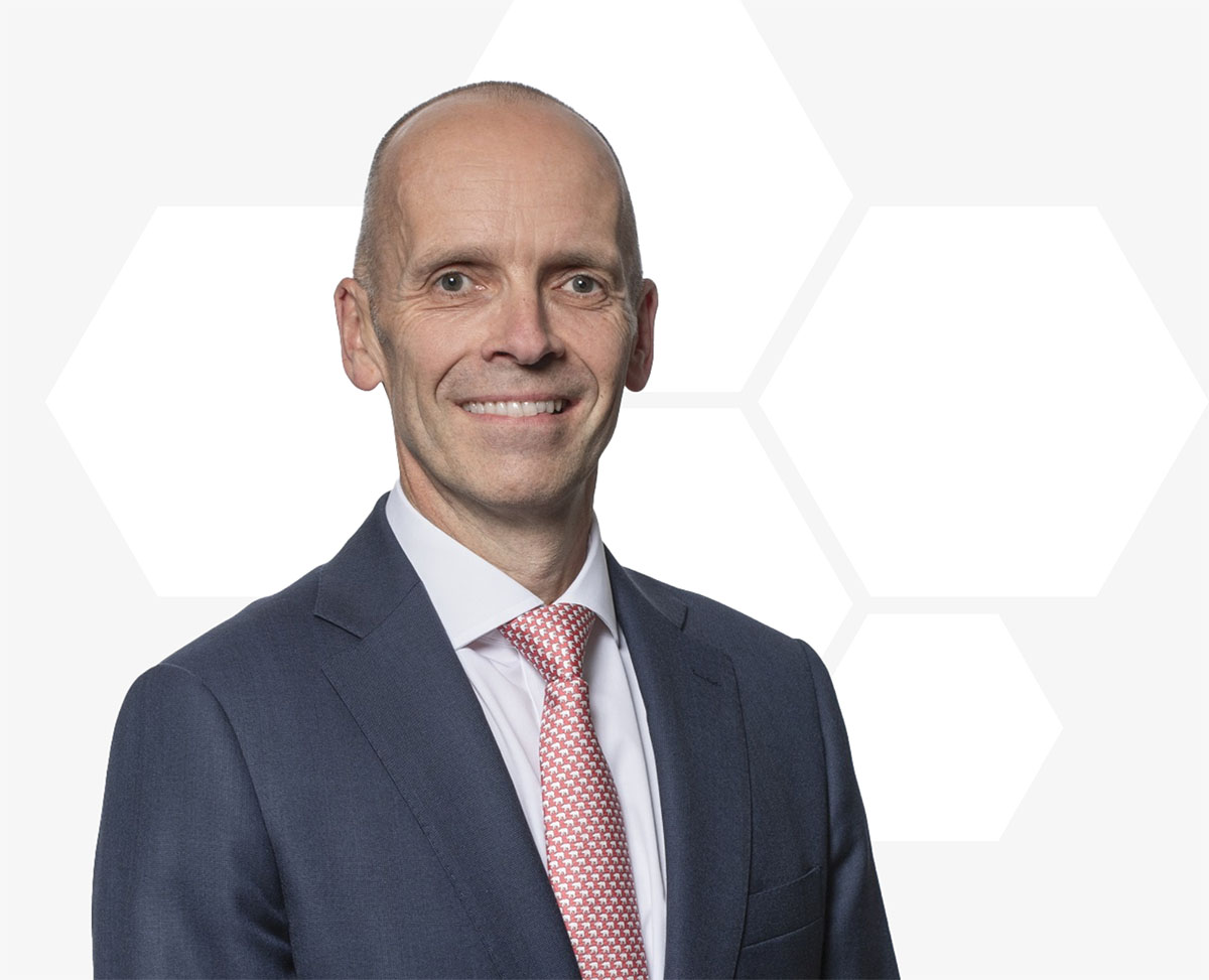 Iain Evans |Global Head of Distribution